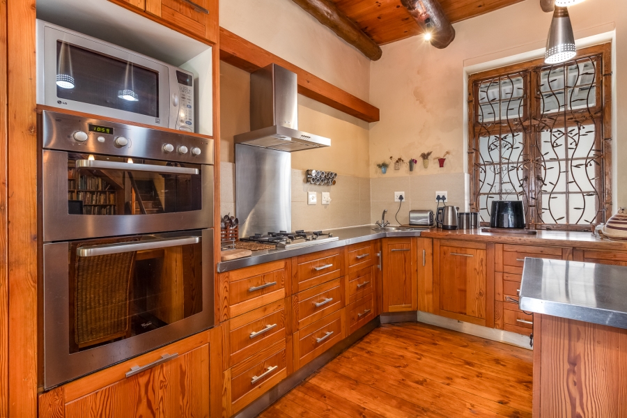 6 Bedroom Property for Sale in Paarl Central Western Cape